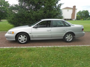 1995 Ford Taurus